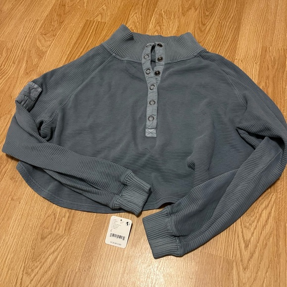 Free People So Fly Henley Button Layer Top NWT - Picture 7 of 8